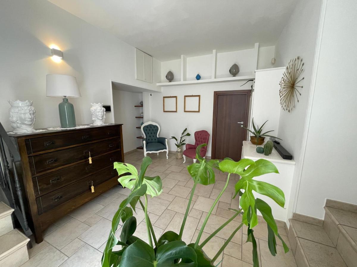 Dimora Bellini Apartment And Rooms Castellana Grotte Extérieur photo